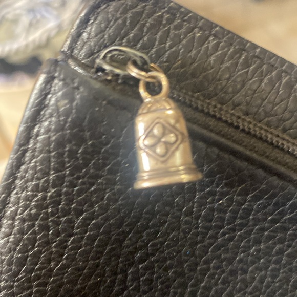 Brighton Pebbled Leather Croc Embossed Bi-fold Wallet - Picture 6 of 8